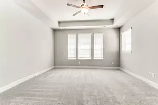 636 Courtyard Ln, Irving, TX 75039 - Photo 7