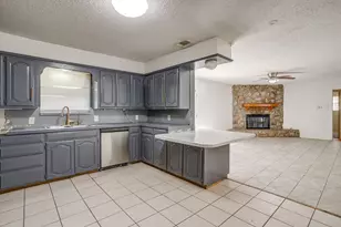 8830 Lapanto Ln, Dallas, TX 75227 - Photo 13