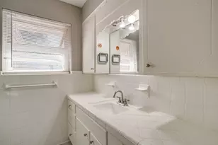8830 Lapanto Ln, Dallas, TX 75227 - Photo 31