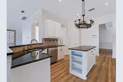 2305 Canyon Creek Drive, McKinney, TX 75072 - Photo 11