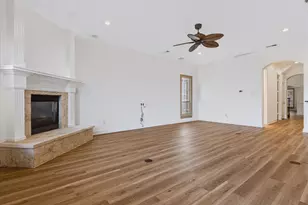 2305 Canyon Creek Dr, McKinney, TX 75072 - Photo 15