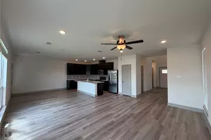 1220 Elise Ave, Waco, TX 76706 - Photo 3