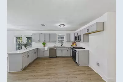 [Address not provided], Dallas, TX 75208 - Photo 11