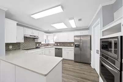 1215 Shawnee Trail, Carrollton, TX 75007 - Photo 17