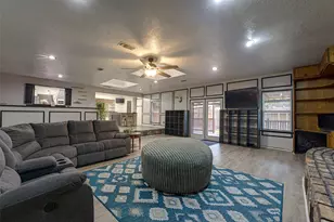 2530 Lakewood Dr, Garland, TX 75042 - Photo 7