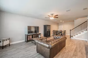 5984 Bursey Rd, Watauga, TX 76148 - Photo 5