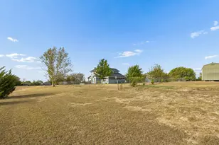 273 Greenview Ln, Van Alstyne, TX 75495 - Photo 23