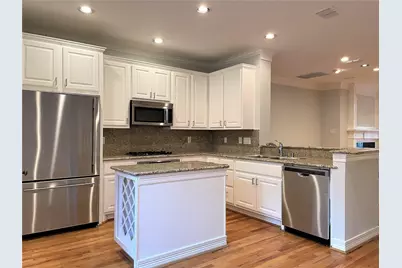 2480 Worthington Street, Dallas, TX 75204 - Photo 5
