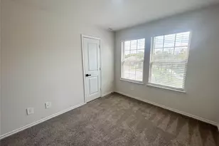 935 Keystone Ct, Ferris, TX 75125 - Photo 23