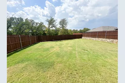 935 Keystone Court, Ferris, TX 75125 - Photo 13