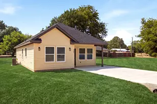 105 Oak Ridge Rd, Mabank, TX 75156 - Photo 3