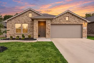 540 Bronze Cir E, Springtown, TX 76082 - Photo 1