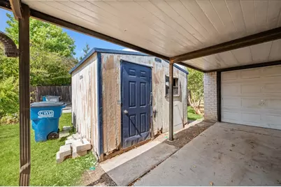 1206 Oakbluff Drive, Lancaster, TX 75146 - Photo 23