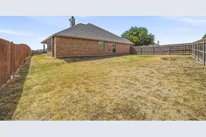 914 Winding Road, Granbury, TX 76049 - Photo 29