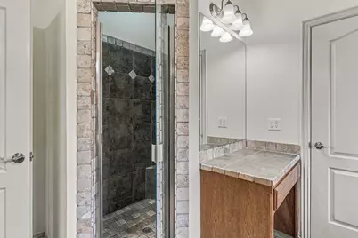 914 Winding Road, Granbury, TX 76049 - Photo 19