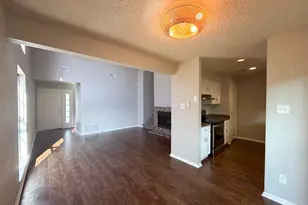 615 Lost Springs Ct, Arlington, TX 76012 - Photo 7