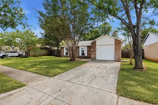 3817 Longmeadow Way, Fort Worth, TX 76133 - Photo 3
