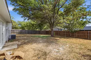 3817 Longmeadow Way, Fort Worth, TX 76133 - Photo 29