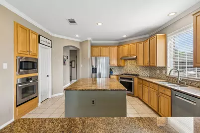 35 Creekside Drive, Trophy Club, TX 76262 - Photo 3