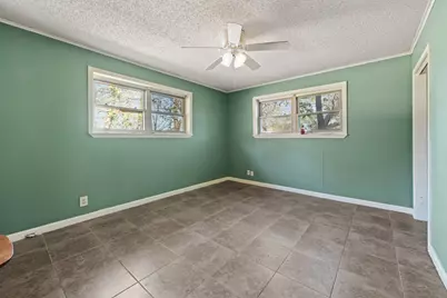 515 E Belknap Street, Jacksboro, TX 76458 - Photo 17
