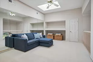2204 Creekside Cir S, Irving, TX 75063 - Photo 29