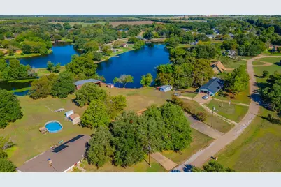 118 Spring Lake Drive, Lacy Lakeview, TX 76705 - Photo 23