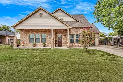 105 Water Lane, Crowley, TX 76036 - Photo 1