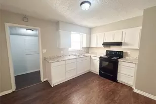 1312 N Shawnee St, Ennis, TX 75119 - Photo 5