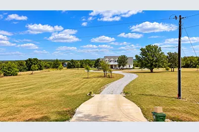 109 Bear Cat Court, Alvord, TX 76225 - Photo 39