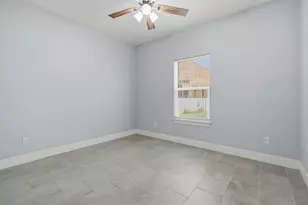 136 Breezeway Dr, Rockport, TX 78382 - Photo 21