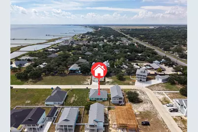 136 Breezeway Drive, Rockport, TX 78382 - Photo 33