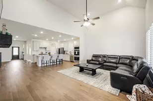 1708 Canals Dr, Little Elm, TX 75068 - Photo 11