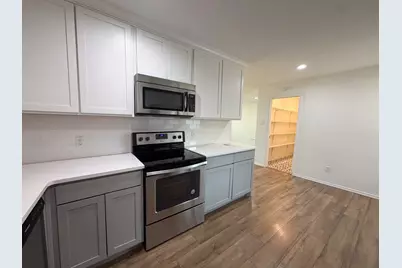 616 E Avenue E, Midlothian, TX 76065 - Photo 9