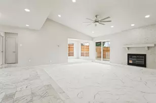 2205 Phoenix Dr, Garland, TX 75040 - Photo 3