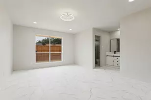 2205 Phoenix Dr, Garland, TX 75040 - Photo 15