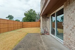 2205 Phoenix Dr, Garland, TX 75040 - Photo 23