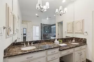 8327 Coral Dr, Dallas, TX 75243 - Photo 15