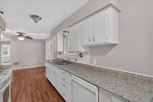 821 Circle Dr, Terrell, TX 75160 - Photo 11