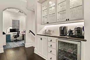 4330 Gilbert Ave, Dallas, TX 75219 - Photo 11