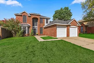 4323 Briar Hill Dr, Grand Prairie, TX 75052 - Photo 3