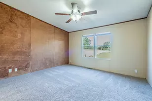 104 Hill Top Ct, Springtown, TX 76082 - Photo 11