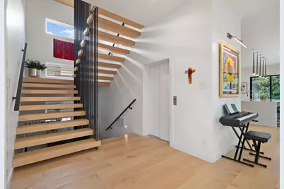 423 W Colorado Boulevard, Dallas, TX 75208 - Photo 23