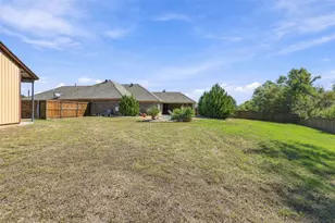 107 Chance Ct, Springtown, TX 76082 - Photo 27
