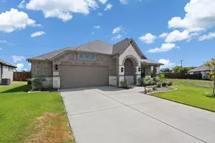 2452 Acacia Rd, Cleburne, TX 76033 - Photo 29