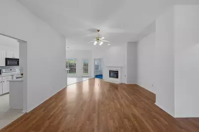 6801 Descanso Gardens Drive, Fort Worth, TX 76132 - Photo 5