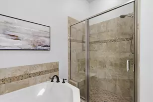 2600 Almanzor Avenue, Irving, TX 75062 - Photo 25