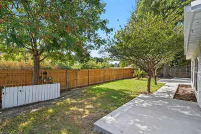 937 Jessica Drive, Burleson, TX 76028 - Photo 31