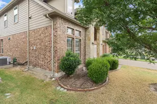10700 Lariat Trail Dr, McKinney, TX 75072 - Photo 3