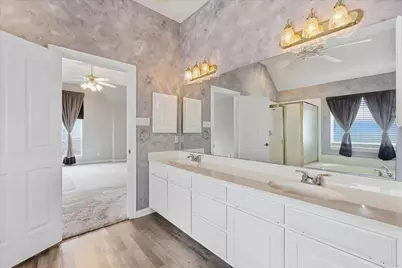 3325 Wilshire Avenue, Grapevine, TX 76051 - Photo 21