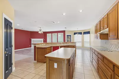 3325 Wilshire Avenue, Grapevine, TX 76051 - Photo 15